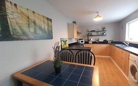 Argyle House, 10 Minute Walk From City Centre
